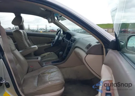 1998 Lexus Es 300 z USA, uszkodzony, nr VIN JT8BF28G4W0138507